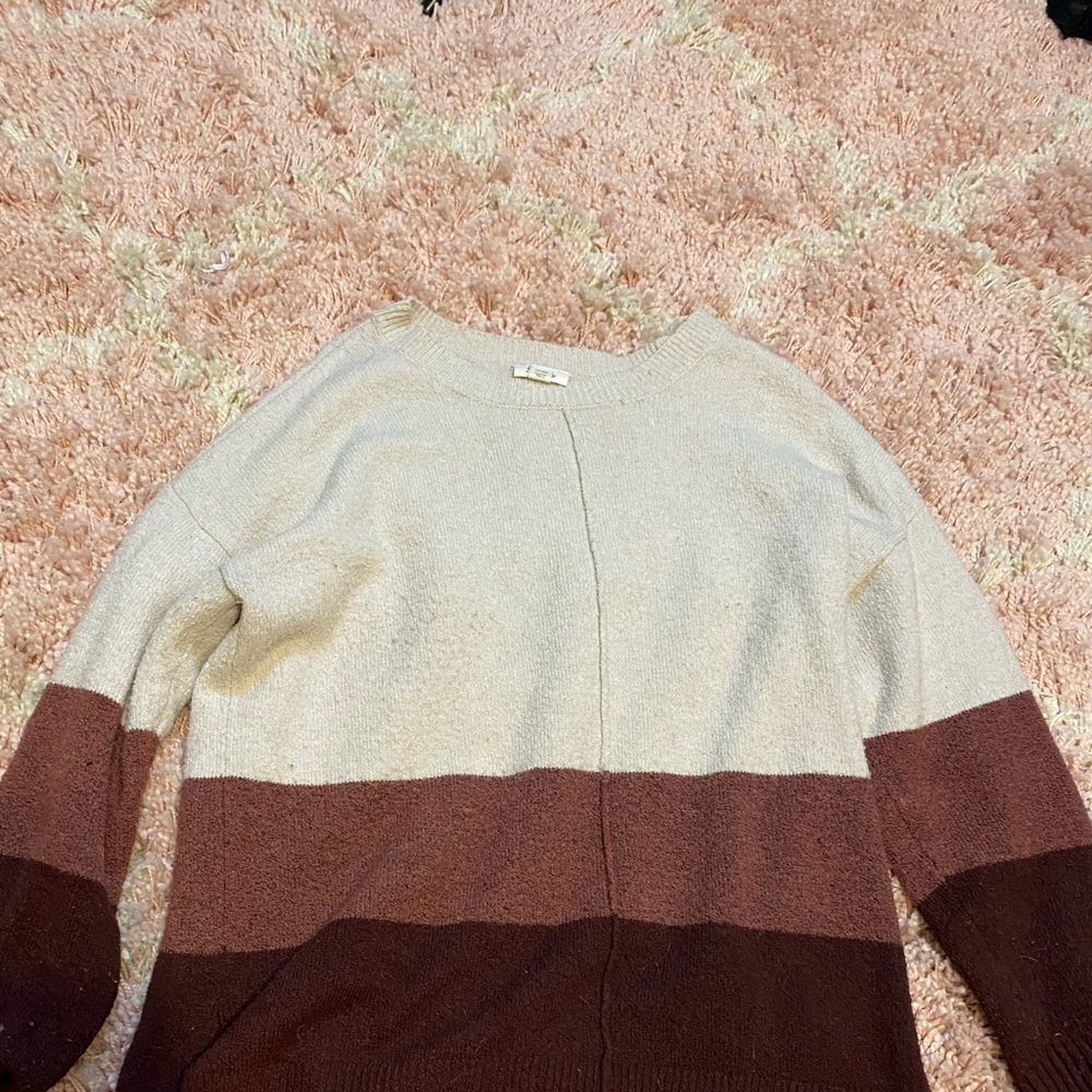 Women’s sweater